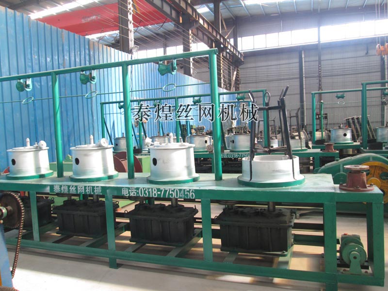 聯(lián)罐干式滑輪拔絲機 聯(lián)罐干式滑輪拔絲機